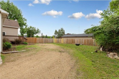 Great updated 5 bedroom 2 bath home situated on large .47 acre on Northfield Golf Club in Minnesota - for sale on GolfHomes.com, golf home, golf lot
