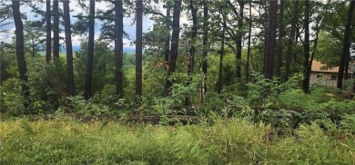 Ready to build in Holiday Island?  This convenient lot is ready on Holiday Island Golf Course in Arkansas - for sale on GolfHomes.com, golf home, golf lot