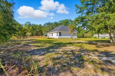 Welcome to this beautifully maintained 3-bedroom, 2-bathroom on Wildwood Country Club in Florida - for sale on GolfHomes.com, golf home, golf lot