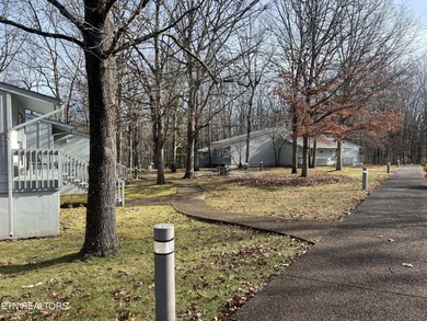 Fully furnished 2 bedroom 2 bath one level condo is in excellent on Druid Hills Golf Club in Tennessee - for sale on GolfHomes.com, golf home, golf lot