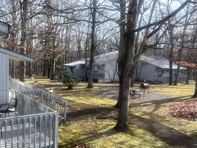 Fully furnished 2 bedroom 2 bath one level condo is in excellent on Druid Hills Golf Club in Tennessee - for sale on GolfHomes.com, golf home, golf lot