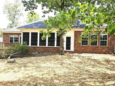 Nice all-brick home with vinyl accents located on Magellan Golf on Magellan Golf Course in Arkansas - for sale on GolfHomes.com, golf home, golf lot