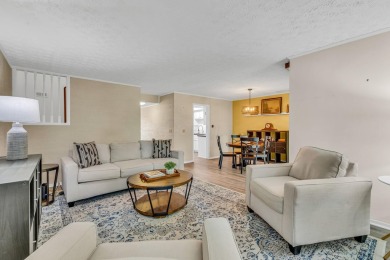 Welcome to this beautifully updated condominium located in the on Little Turtle Golf Club in Ohio - for sale on GolfHomes.com, golf home, golf lot
