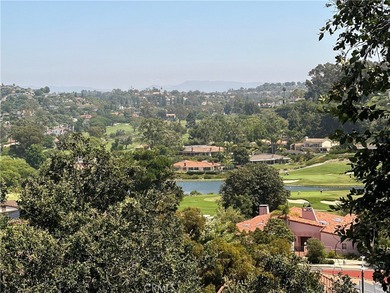 Great view! two-story of La Vista condo with dual master suites on El Niguel Country Club in California - for sale on GolfHomes.com, golf home, golf lot