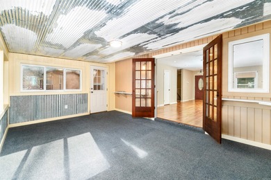 Great rental opportunity or permanent residence in this spacious on DeSoto Golf Course in Arkansas - for sale on GolfHomes.com, golf home, golf lot