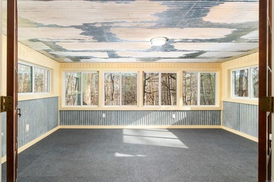 Great rental opportunity or permanent residence in this spacious on DeSoto Golf Course in Arkansas - for sale on GolfHomes.com, golf home, golf lot