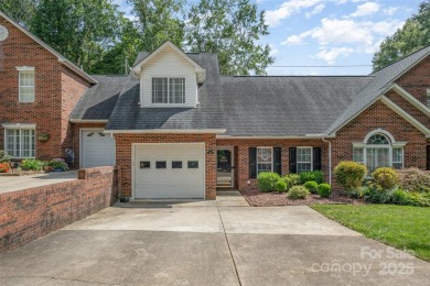 Don't miss this lovely 2 bedroom, 2 bath townhome at the on Cleveland Country Club  in North Carolina - for sale on GolfHomes.com, golf home, golf lot