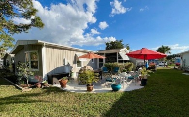 Absolutely stunning 2-bd, 2-ba home with modern updates & a on Del Tura Golf and Country Club in Florida - for sale on GolfHomes.com, golf home, golf lot