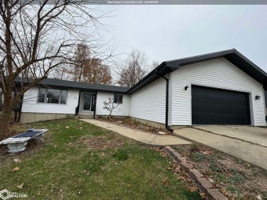 This home is currently listed as a *Delayed Showing.* Under no on Appanoose Country Club in Iowa - for sale on GolfHomes.com, golf home, golf lot