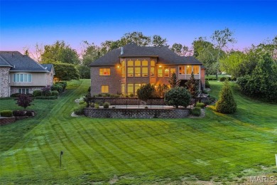 ELEGANT & WELL-MAINTAINED ranch home on Sunset Hills Country on Sunset Hills Country Club in Illinois - for sale on GolfHomes.com, golf home, golf lot