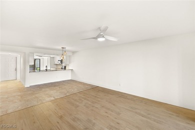 SELLER IS VERY MOTIVATED!!! Kelly Greens Golf & Country Club on Kelly Greens Golf and Country Club in Florida - for sale on GolfHomes.com, golf home, golf lot