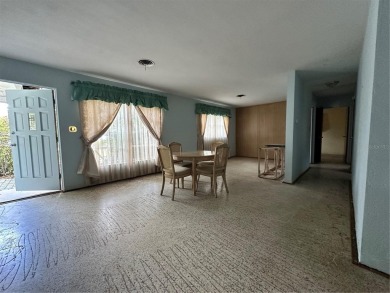 PRICE REDUCED!! HUGE SNELL ISLE LOT- With its prime location in on The Renaisssance Vinoy Golf Club in Florida - for sale on GolfHomes.com, golf home, golf lot