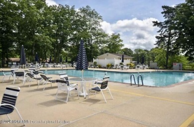 Spacious Winfield model, 2 bedroom, 2 bath end unit, duplex on Leisure Village East in New Jersey - for sale on GolfHomes.com, golf home, golf lot
