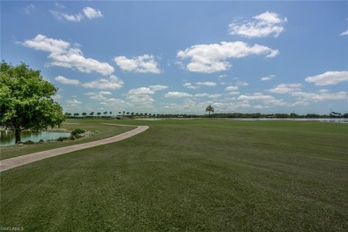 This 2+Den/ 2 bath condo with a detached garage is a terrific on Heritage Bay Golf Course in Florida - for sale on GolfHomes.com, golf home, golf lot