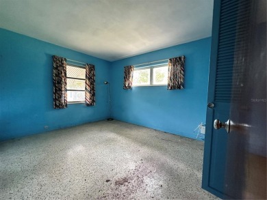 PRICE REDUCED!! HUGE SNELL ISLE LOT- With its prime location in on The Renaisssance Vinoy Golf Club in Florida - for sale on GolfHomes.com, golf home, golf lot