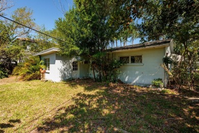 PRICE REDUCED!! HUGE SNELL ISLE LOT- With its prime location in on The Renaisssance Vinoy Golf Club in Florida - for sale on GolfHomes.com, golf home, golf lot