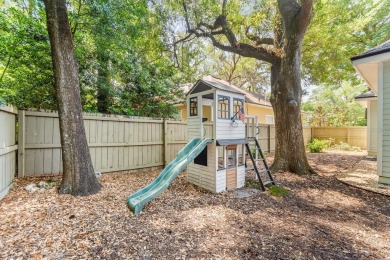 Beautiful 4 bedroom, 2 bath pool home in Haile Plantation on Haile Plantation Golf and Country Club in Florida - for sale on GolfHomes.com, golf home, golf lot