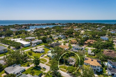 PRICE REDUCED!! HUGE SNELL ISLE LOT- With its prime location in on The Renaisssance Vinoy Golf Club in Florida - for sale on GolfHomes.com, golf home, golf lot