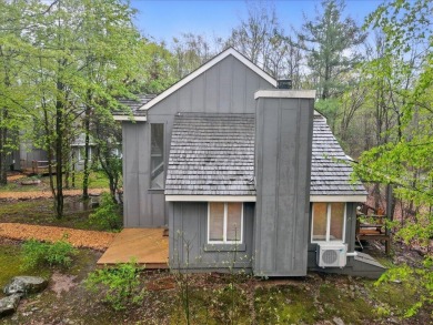 Nestled in the scenic and highly sought-after Lake Harmony, this on Jack Frost National Golf Course in Pennsylvania - for sale on GolfHomes.com, golf home, golf lot
