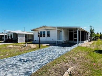 **LAND OWNED** Fully renovated and move-in ready! LAND OWNED!!! on Riverwood Golf Club in Florida - for sale on GolfHomes.com, golf home, golf lot