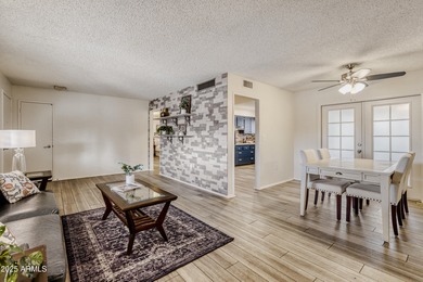 Welcome to this charming 2-bedroom, 2-bath home in Sun City on PalmBrook Country Club in Arizona - for sale on GolfHomes.com, golf home, golf lot