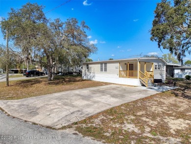 SNOWBIRDS OR HOMEOWNERS WELCOME- YOU OWN the land, The land is on Glen Lakes Country Club in Florida - for sale on GolfHomes.com, golf home, golf lot