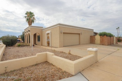 Welcome to this beautifully maintained 3,045 sq ft home in the on Rolling Hills Golf Course in Arizona - for sale on GolfHomes.com, golf home, golf lot