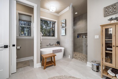 Effortless living at 12 Pizarro Dr.  This newly constructed home on Isabella Golf Course  in Arkansas - for sale on GolfHomes.com, golf home, golf lot