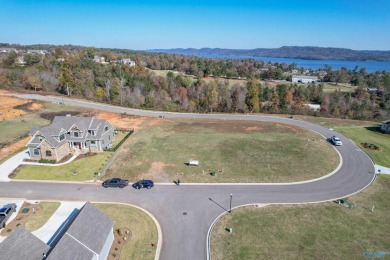 Build your dream home in Gunter's Landing.  This well establish on Gunters Landing in Alabama - for sale on GolfHomes.com, golf home, golf lot