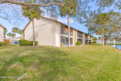 Discover the perfect blend of comfort and tranquility in this on Mallards Landing Golf Course in Florida - for sale on GolfHomes.com, golf home, golf lot