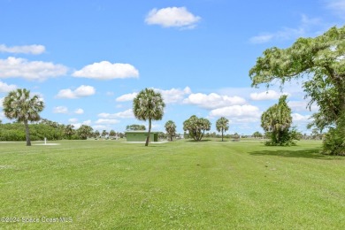 Discover the perfect blend of comfort and tranquility in this on Mallards Landing Golf Course in Florida - for sale on GolfHomes.com, golf home, golf lot