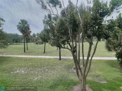 Nice 1 bedroom, 1.5 bath golf view condo that is PRICED TO SELL on  in Florida - for sale on GolfHomes.com, golf home, golf lot