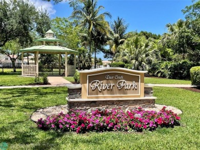 Nice 1 bedroom, 1.5 bath golf view condo that is PRICED TO SELL on  in Florida - for sale on GolfHomes.com, golf home, golf lot
