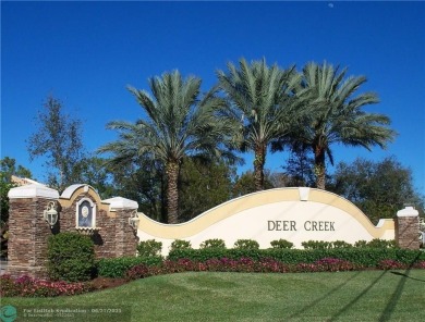 Nice 1 bedroom, 1.5 bath golf view condo that is PRICED TO SELL on  in Florida - for sale on GolfHomes.com, golf home, golf lot
