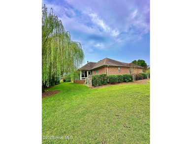 PRICE CHANGE, SELLER IS VERY MOTIVATED!! BRING ME A OFFER on Cape Fear National At Brunswick Forest in North Carolina - for sale on GolfHomes.com, golf home, golf lot