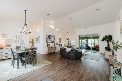 Searching for the perfect home in the heart of Crystal River? If on Plantation Inn and Golf Resort  in Florida - for sale on GolfHomes.com, golf home, golf lot