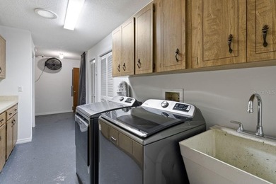 Close to town in Rainbow Springs Woodlands on a quiet Col-De-Sac on Rainbows End Golf Club in Florida - for sale on GolfHomes.com, golf home, golf lot