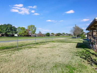 Welcome to 140 Marion in Meadowlakes, Texas! This adorable 2 on Hidden Falls Golf Club in Texas - for sale on GolfHomes.com, golf home, golf lot