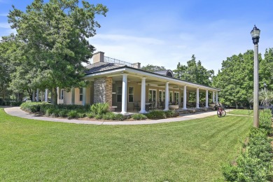 ~*~*NEW CONSTURCTION*~*~ Golf Course Living and on the Lake! on Kelly Plantation Golf Club in Florida - for sale on GolfHomes.com, golf home, golf lot
