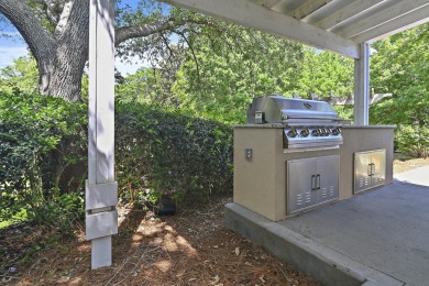 ~*~*NEW CONSTURCTION*~*~ Golf Course Living and on the Lake! on Kelly Plantation Golf Club in Florida - for sale on GolfHomes.com, golf home, golf lot