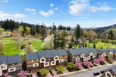This Move-in ready Volare Townhome in the Eagle Landing on Eagle Landing Golf Course in Oregon - for sale on GolfHomes.com, golf home, golf lot