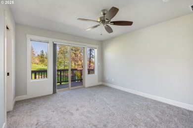 This Move-in ready Volare Townhome in the Eagle Landing on Eagle Landing Golf Course in Oregon - for sale on GolfHomes.com, golf home, golf lot