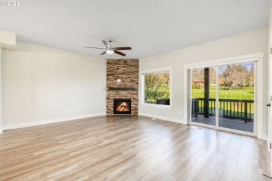This Move-in ready Volare Townhome in the Eagle Landing on Eagle Landing Golf Course in Oregon - for sale on GolfHomes.com, golf home, golf lot