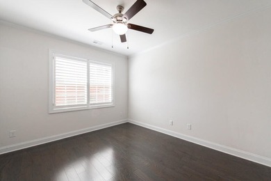 This 3 bedroom, 3 full bathroom residence is absolutely lovely on Mount Vintage Plantation and Golf Club  in South Carolina - for sale on GolfHomes.com, golf home, golf lot