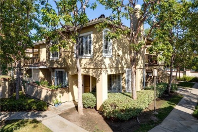 This 1,286 sqft corner-unit townhome is designed for both on Tustin Ranch Golf Club in California - for sale on GolfHomes.com, golf home, golf lot