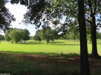Build your dream home on one of the few lots left in River Oaks on The Course at River Oaks in Arkansas - for sale on GolfHomes.com, golf home, golf lot