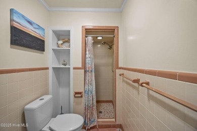 Check out this 3 bedroom 2 bathroom brick home located in on Washington Yacht and Country Club in North Carolina - for sale on GolfHomes.com, golf home, golf lot