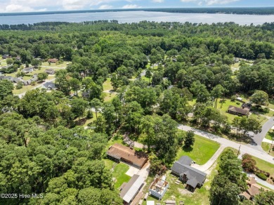 Check out this 3 bedroom 2 bathroom brick home located in on Washington Yacht and Country Club in North Carolina - for sale on GolfHomes.com, golf home, golf lot