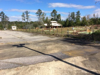 This business opened in 2005 and closed in 2013. It was a on Crenshaw County Recreation Club in Alabama - for sale on GolfHomes.com, golf home, golf lot