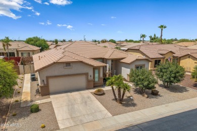 Welcome home to this meticulous remodeled  3 bdrm, 3 full baths on Lone Tree Golf Club in Arizona - for sale on GolfHomes.com, golf home, golf lot